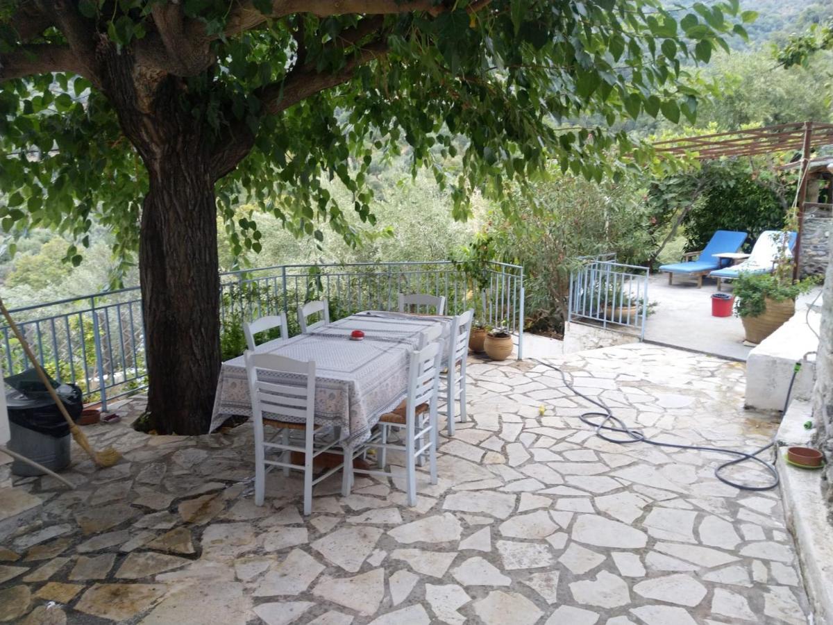 Maison Charme Avec Piscine Privee, Pres De La Mer A Sappounakeika, Tyros Sapounakeika Exterior photo